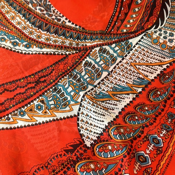 New York and Co. Red dark floral sheer top, small. - Picture 6 of 9